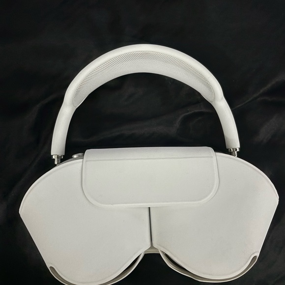 These are apple air pod max’s they are sliver and are basically brand new. - Picture 2 of 3